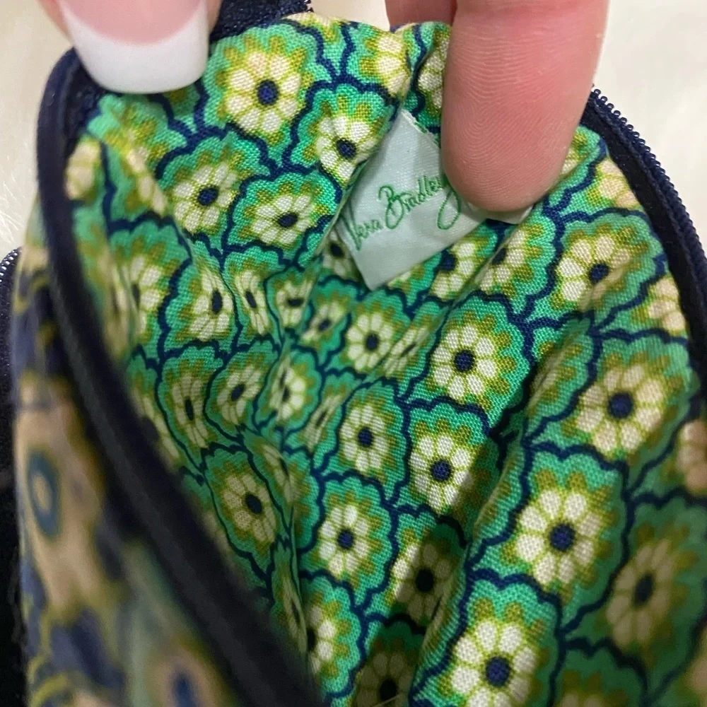VERA BRADLEY “Rhythm and Blues” Retired Pattern Coin and Key Purse